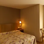 Orejas León