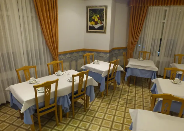 奥瑞雅斯旅馆 招待所 莱昂