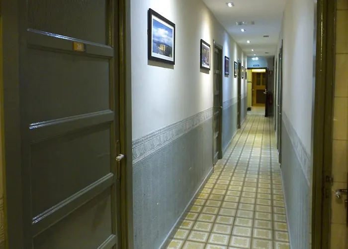 ゲストハウス Orejas