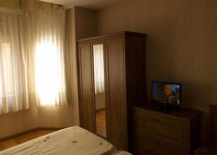 Orejas ゲストハウス レオン