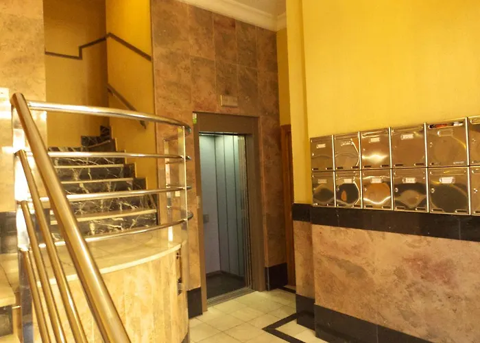 ゲストハウス Orejas 2*